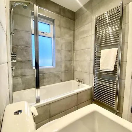 Private Northumberland Apartment - Free Parking Cowpen Exterior photo